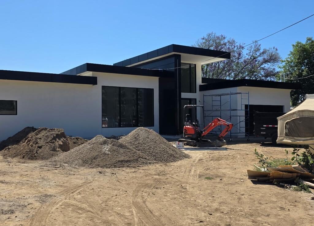 Black ACP entrance column cladding on modern residential facade in Los Angeles